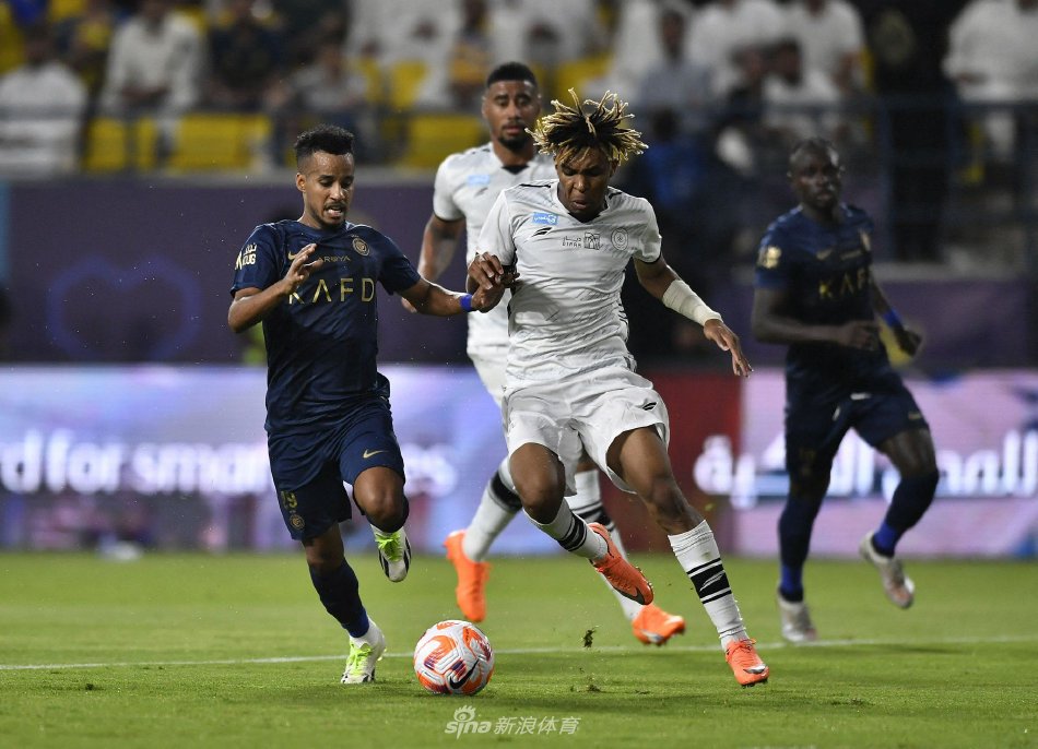 许多球员在 许多球员在