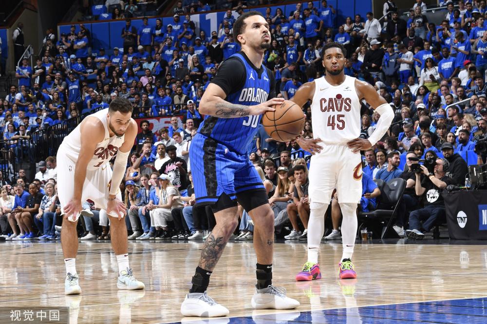 德里和巴塞 德里和巴塞