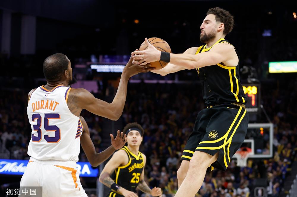 裁判吹哨后 裁判吹哨后