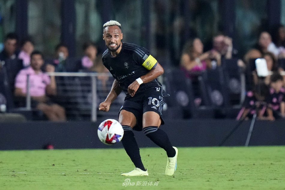 年轻球员的 年轻球员的